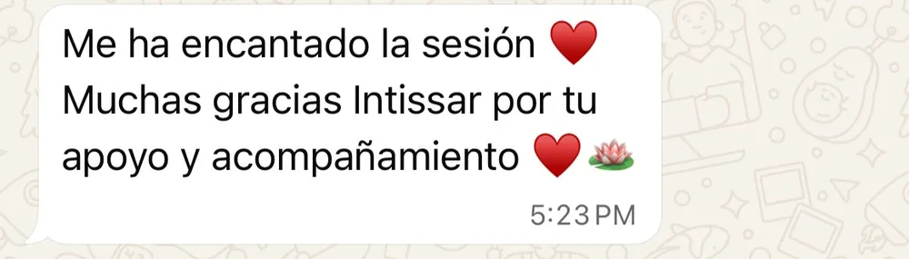 Mensaje de una persona acompañada por Intissar